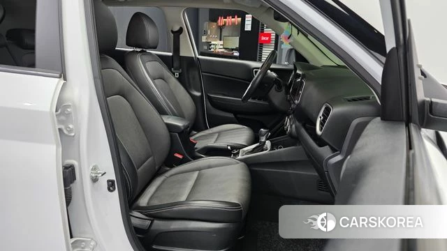 Hyundai Venue 2019 Белый из Кореи, фото 2