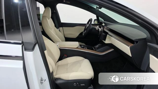 Tesla Model X 2025 Белый из Кореи, фото 2