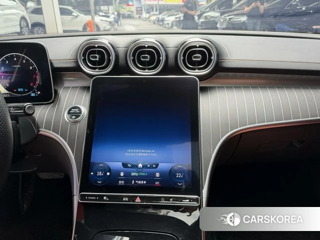 Mercedes-Benz C-class 2022 Белый из Китая, фото 2