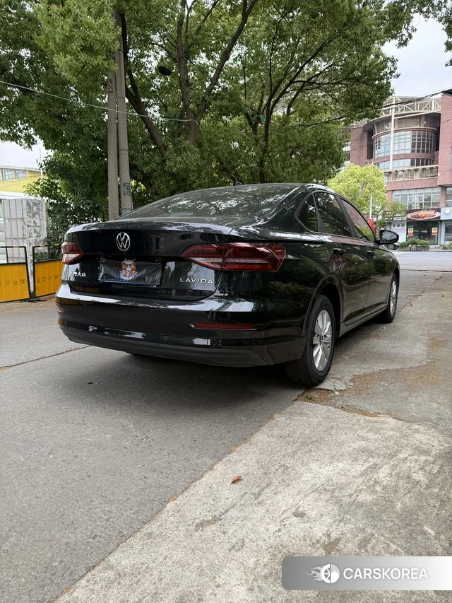 Volkswagen Lavida 2022 Черный из Китая, фото 2