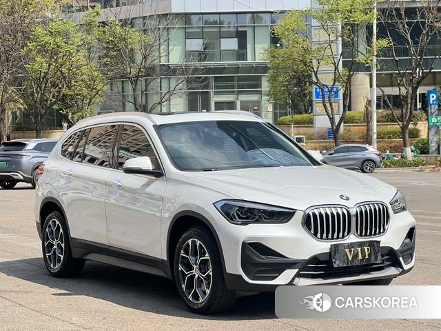 BMW X1 2021 Белый из Китая, фото 2