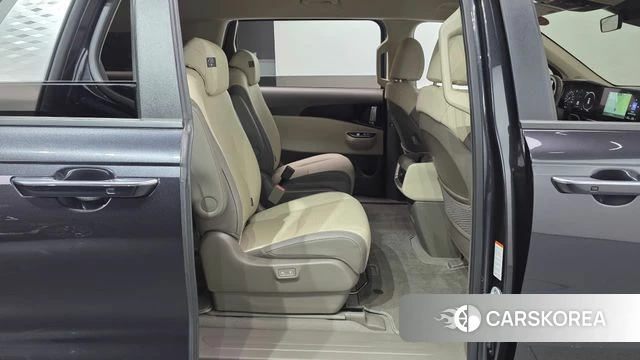 Kia Carnival 4th generation 2023 Серый из Кореи, фото 2