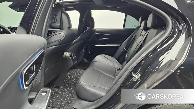 Mercedes-Benz C-Class W206 2024 Черный из Кореи, фото 2