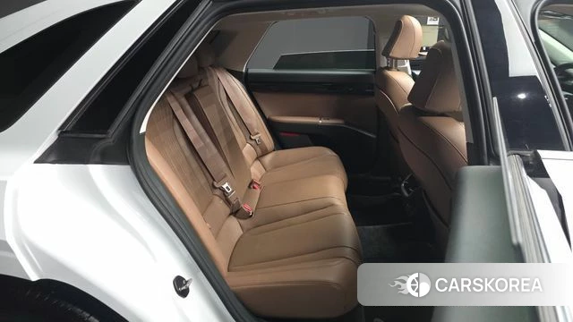 Hyundai Grandeur (GN7) 2023 Белый из Кореи, фото 2