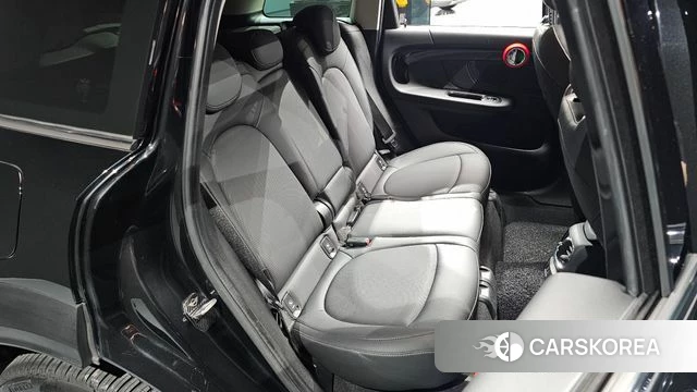 Mini Cooper Countryman 2023 Черный из Кореи, фото 2