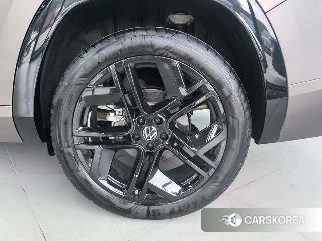 Volkswagen Teramont 2025 Коричневый из Китая, фото 2