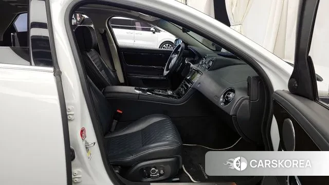 Jaguar All New XJ 2019 Белый из Кореи, фото 2