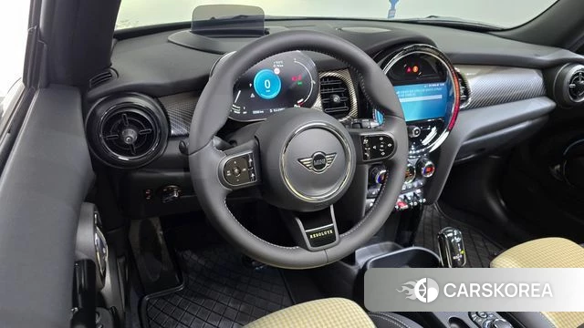 Mini Cooper S 2022 Зеленый из Кореи, фото 2
