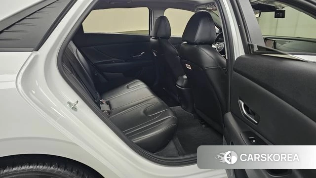 Hyundai Avante (CN7) 2022 Белый из Кореи, фото 2