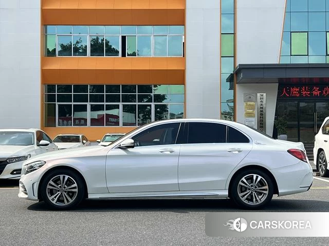 Mercedes-Benz C-class 2021 Белый из Китая, фото 2