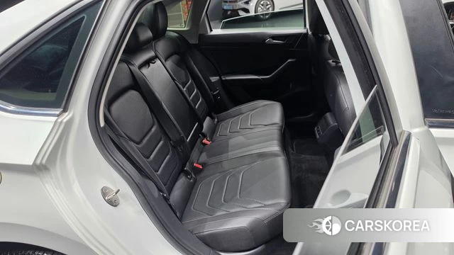 Volkswagen 7th Generation of Jetta 2021 Белый из Кореи, фото 2
