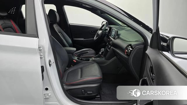 Hyundai Kona 2018 Белый из Кореи, фото 2
