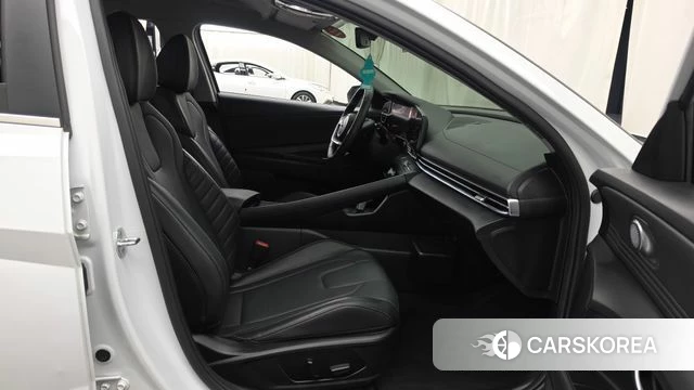 Hyundai Avante (CN7) 2022 Белый из Кореи, фото 2
