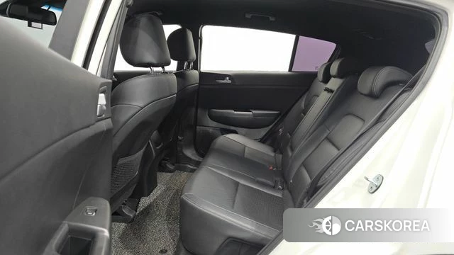 Kia Sportage The Bold 2021 Белый из Кореи, фото 2