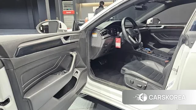 Volkswagen Arteon 2022 Белый из Кореи, фото 2