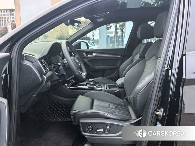 Audi Q5L 2024 Черный из Китая, фото 2