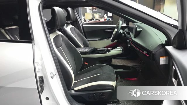 Kia The New EV6 2024 Белый из Кореи, фото 2