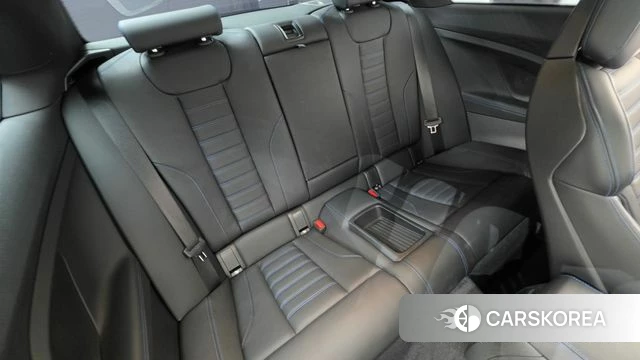 BMW 2 Series (G42) 2023 Черный из Кореи, фото 2