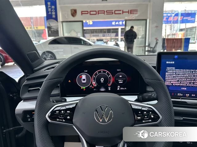 Volkswagen Lamando 2025 Темно-серый из Китая, фото 2