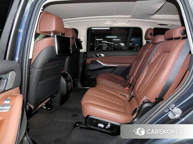 BMW X7 (G07) 2021 Серый из Кореи, фото 2