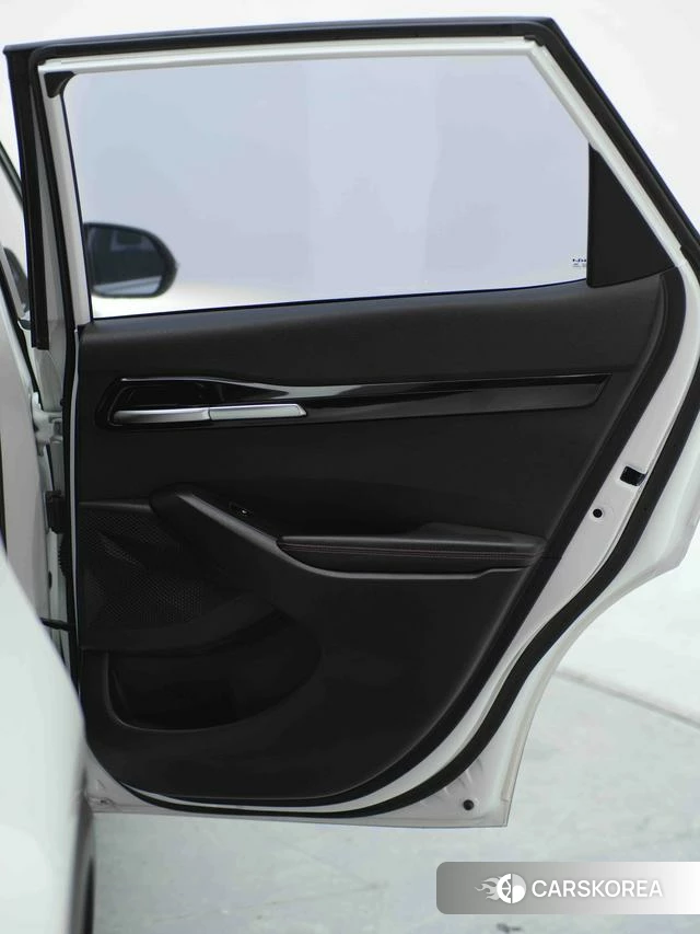 Kia KX3 2023 Белый из Китая, фото 2