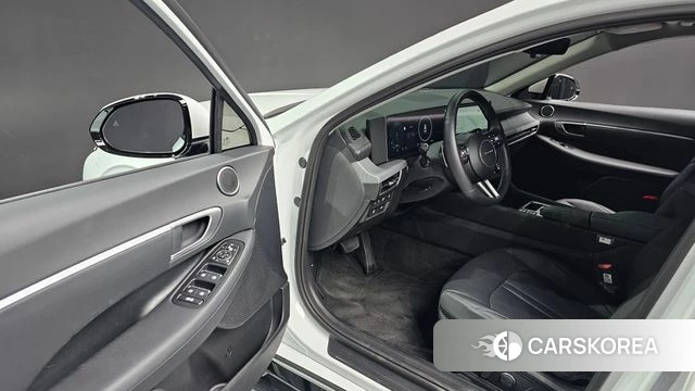 Hyundai Sonata D Edge Hybrid (DN8) 2026 Белый из Кореи, фото 2