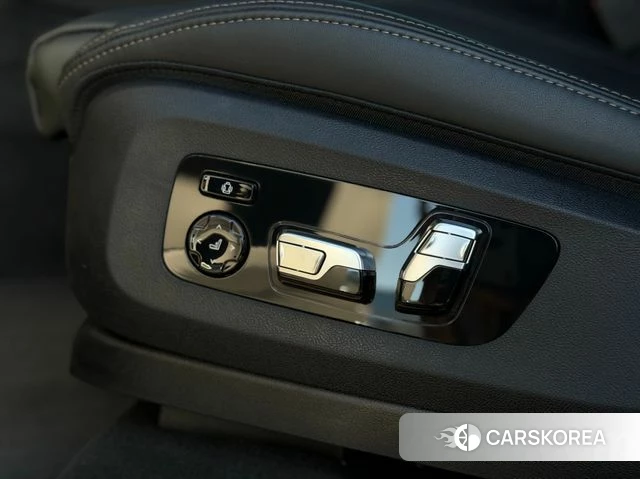 BMW X5 (G05) 2026 Черный из Кореи, фото 2