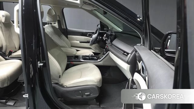Kia Carnival 4th generation 2023 Черный из Кореи, фото 2
