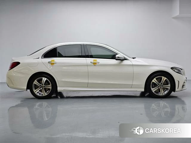 Mercedes-Benz C-class 2021 Белый из Китая, фото 2