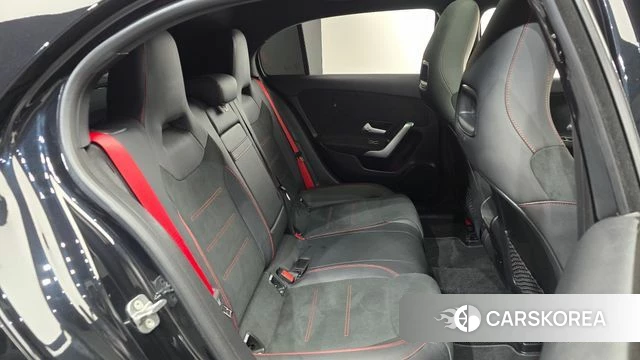 Mercedes-Benz A-Class W177 2023 Черный из Кореи, фото 2