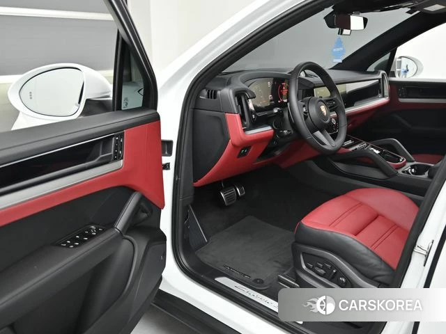 Porsche Cayenne (PO536) 2025 Белый из Кореи, фото 2