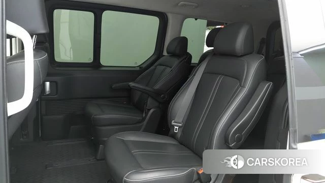 Hyundai Staria 2022 Белый из Кореи, фото 2