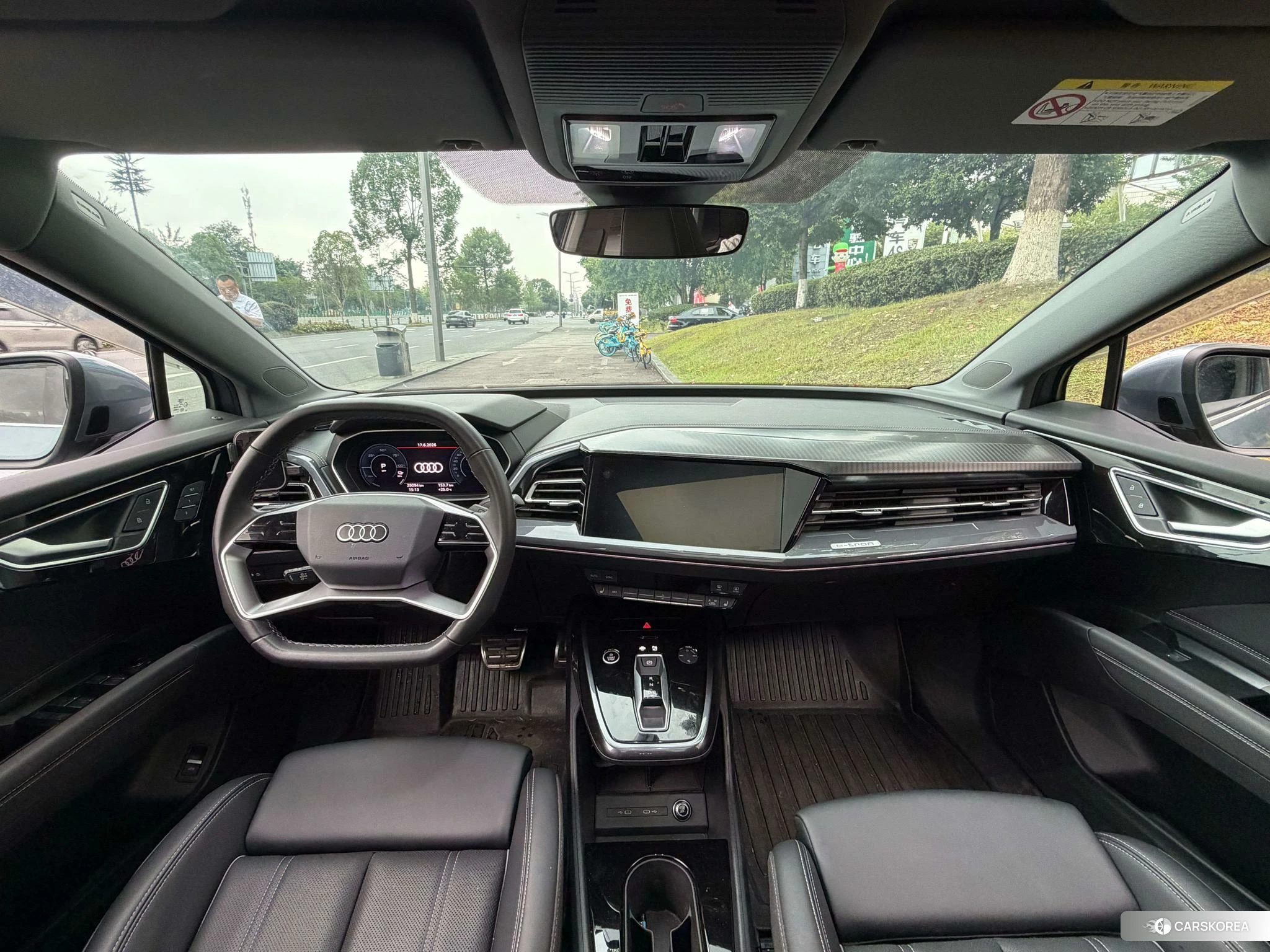 Audi Q4 2023 Синий из Китая, фото 2