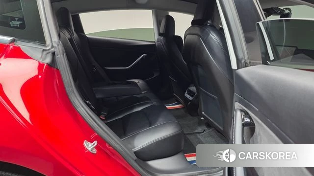 Tesla Model 3 2020 Красный из Кореи, фото 2