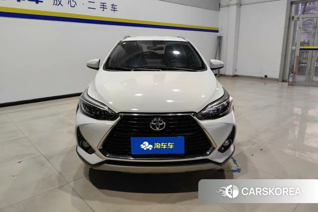 Toyota Yaris L 2021 Белый из Китая, фото 2