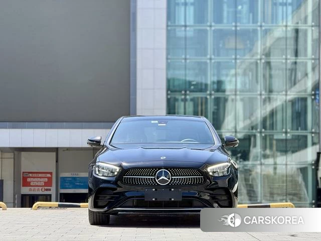 Mercedes-Benz E-Class 2023 Черный из Китая, фото 2