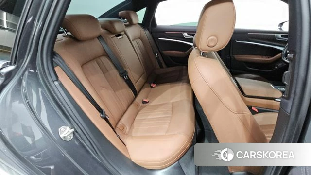 Audi A6 (C8) 2021 Серый из Кореи, фото 2