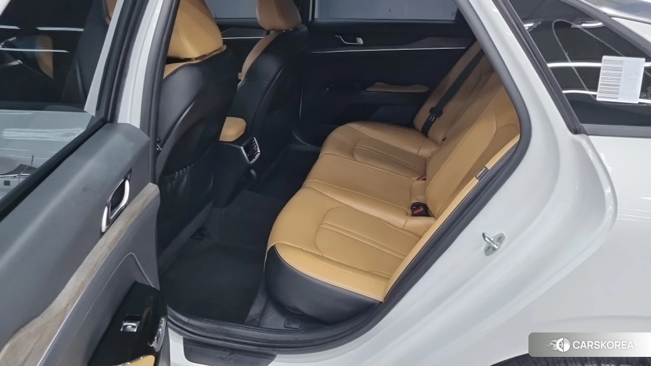 Kia K5 3rd generation 2021 Белый из Кореи, фото 2