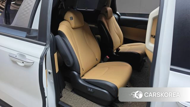 Kia Carnival 4th generation 2023 Белый из Кореи, фото 2