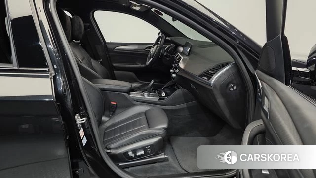BMW X4 (G02) 2020 Черный из Кореи, фото 2