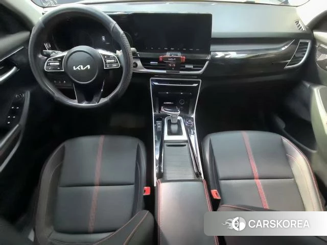 Kia KX3 2023 Белый из Китая, фото 2