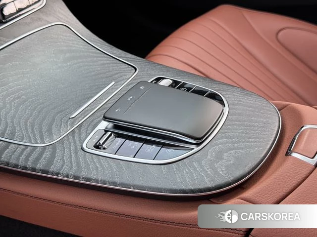 Mercedes-Benz CLS 2022 Темно-серый из Китая, фото 2