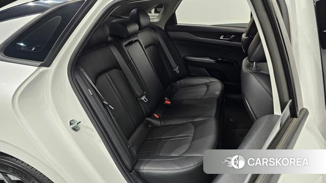 Kia The New K5 3rd generation 2025 Белый из Кореи, фото 2