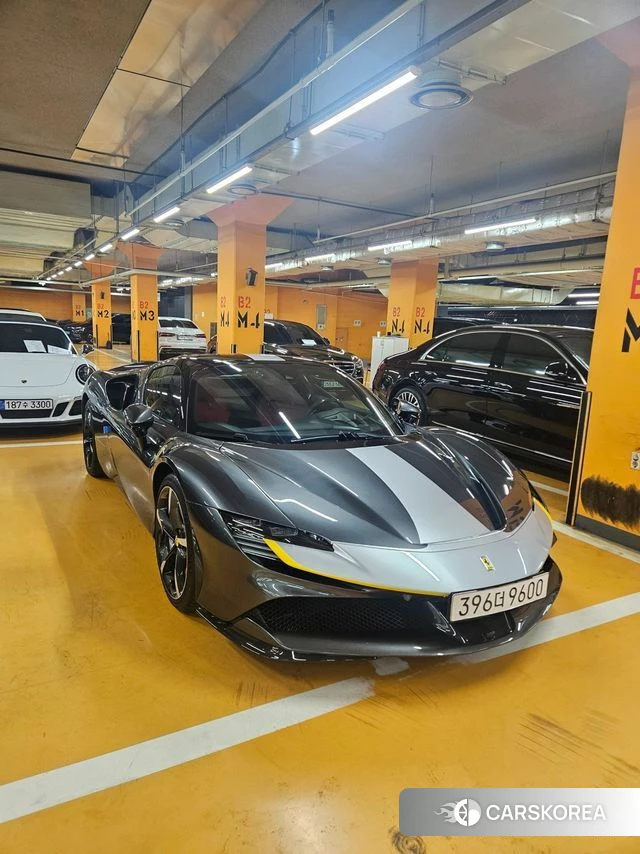 Ferrari SF90 Spider 2022 Серый из Кореи, фото 2