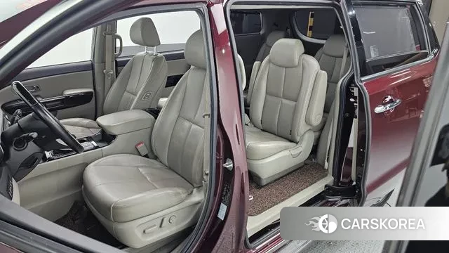 Kia The New Carnival 2018 Красный из Кореи, фото 2