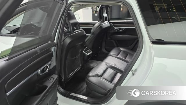 Volvo V90 Cross-Country 2018 Белый из Кореи, фото 2
