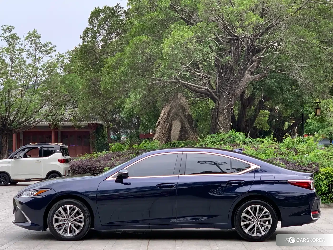 Lexus ES 2024 Синий из Китая, фото 2