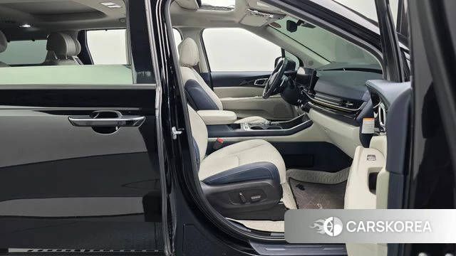 Kia The New Carnival 4th Generation 2024 Черный из Кореи, фото 2