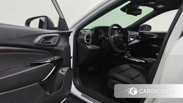 Chevrolet (GM Daewoo) Trax Crossover 2024 Белый из Кореи, фото 2