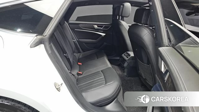 Audi A7 (4K) 2021 Белый из Кореи, фото 2